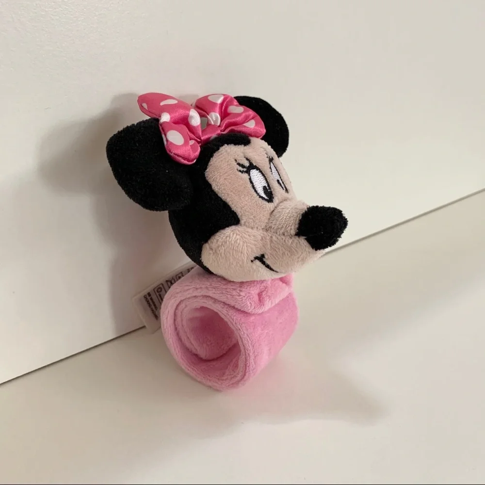 NWOT pink Minnie mouse plush bracelet